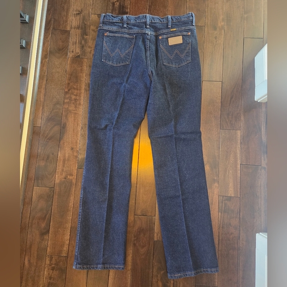 Wrangler Cowboy Cut Stretch Slim Fit Jean - Picture 5 of 8